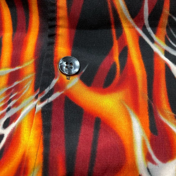 BREAKDOWN vintage fire flame skull button up - Picture 5 of 7